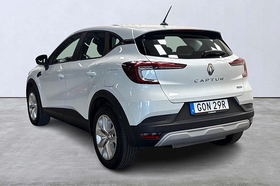 Renault Captur 4 of 5
