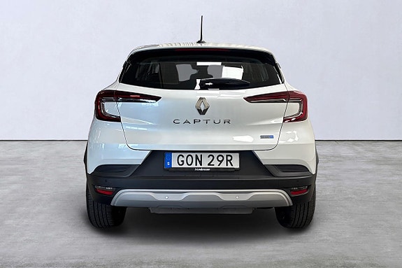Renault Captur 5 of 5