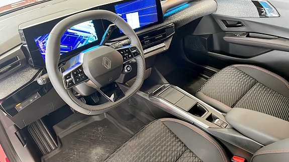 Renault Clio 11 of 12
