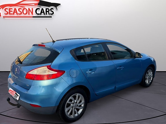 Renault Megane III 3 of 5