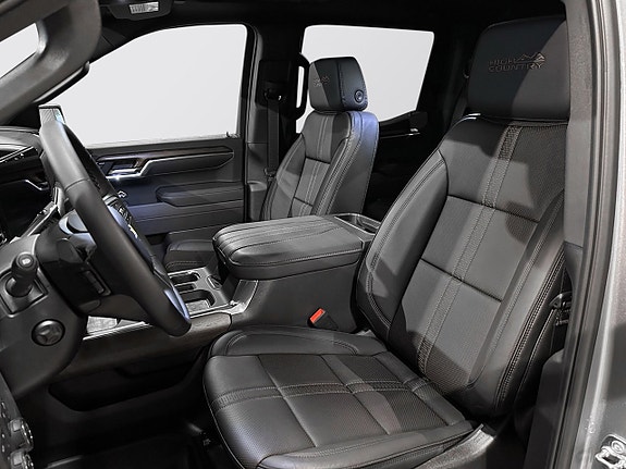 Chevrolet Silverado 1500 15 of 28
