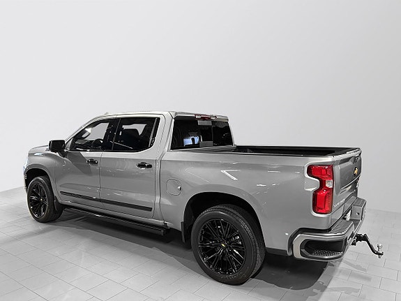 Chevrolet Silverado 1500 8 of 28