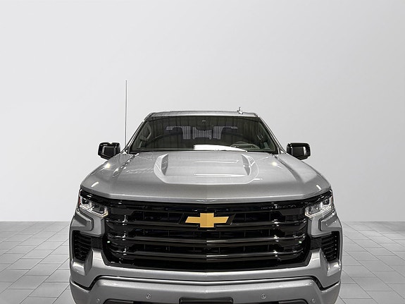 Chevrolet Silverado 1500 11 of 28