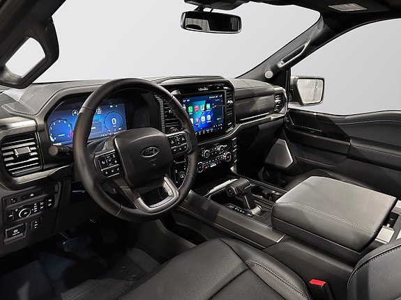 Ford F-150 14 of 28