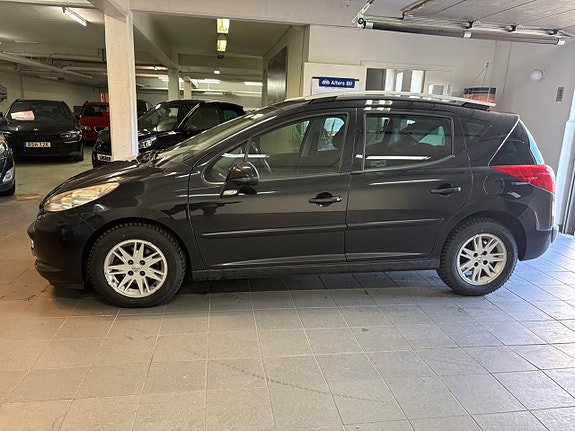 Peugeot 207 SW 13 of 13