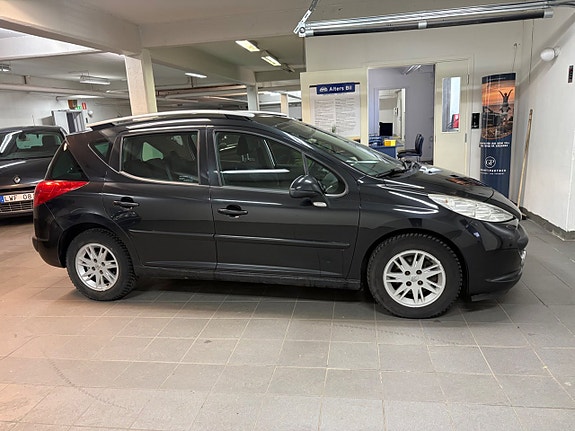 Peugeot 207 SW 6 of 13