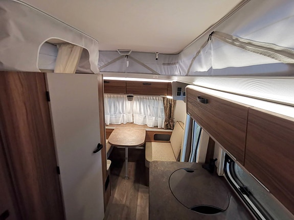 Eriba Touring 430 3 of 10