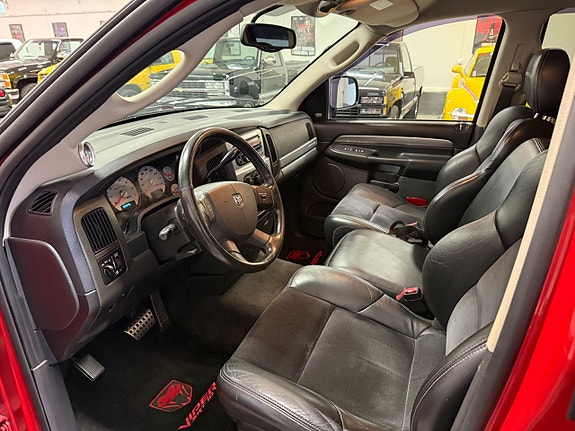 Dodge RAM SRT-10 18 of 24