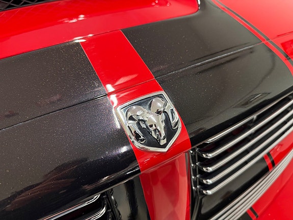 Dodge RAM SRT-10 3 of 24
