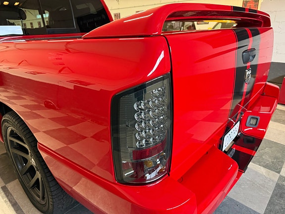 Dodge RAM SRT-10 17 of 24