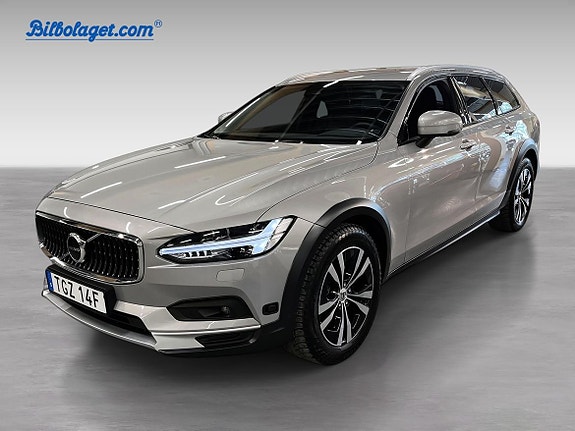Volvo V90 Cross Country