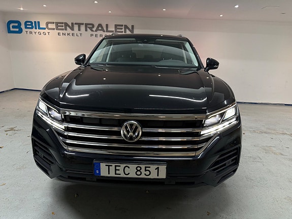 Volkswagen Touareg 2 of 18