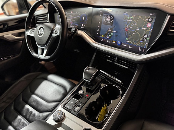 Volkswagen Touareg 11 of 18