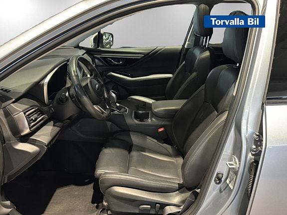 Subaru Outback 9 of 15
