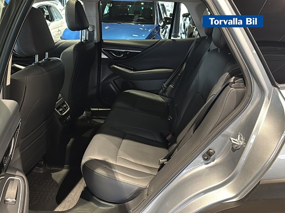 Subaru Outback 10 of 15