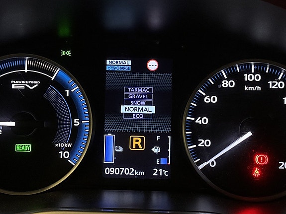 Mitsubishi Eclipse Cross 18 of 19