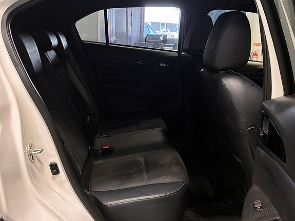 Mitsubishi Eclipse Cross 11 of 19