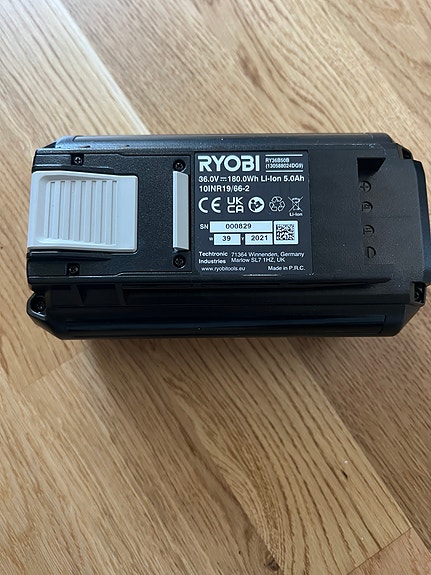 Product image 2 of 3