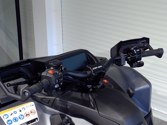 Can-Am Outlander XT-P 1000R T3B ABS With SAS 5 of 8