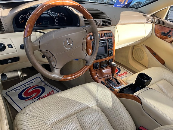 Mercedes-Benz CL600 21 of 30