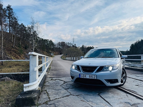 Saab 9-3 2 of 5