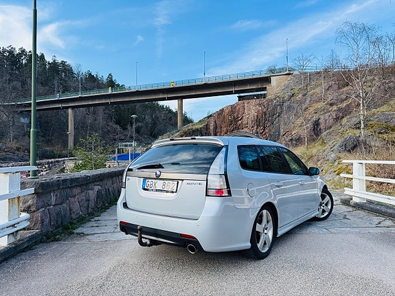 Saab 9-3 4 of 5