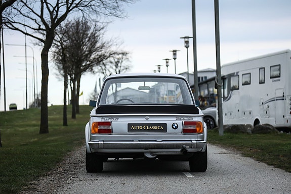 BMW 2002 7 of 20