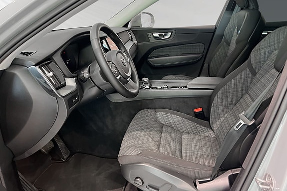 Volvo XC60 7 of 18
