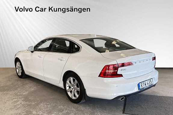 Volvo S90 4 of 5