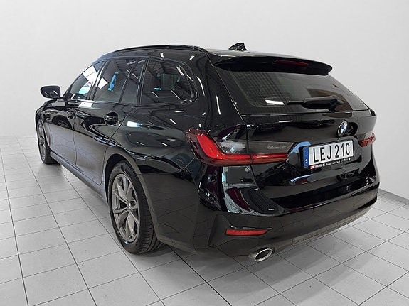 BMW 320d 5 of 30