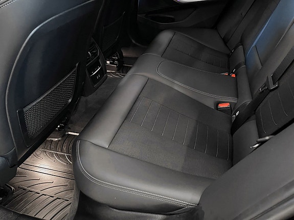 BMW 320d 11 of 30