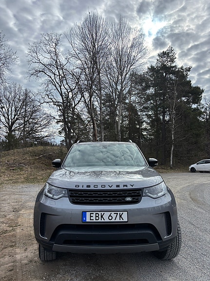 Land Rover Discovery 3 of 5