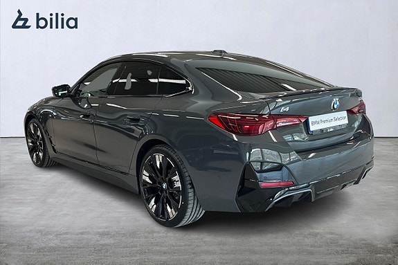 BMW i4 2 of 19