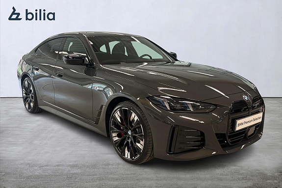 BMW i4 17 of 19