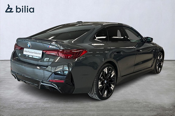 BMW i4 16 of 19