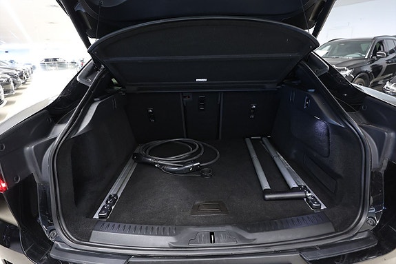 Jaguar I-PACE 11 of 24