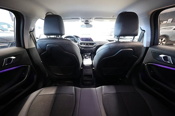 BMW 118i 10 of 19