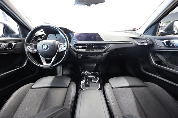 BMW 118i 12 of 19
