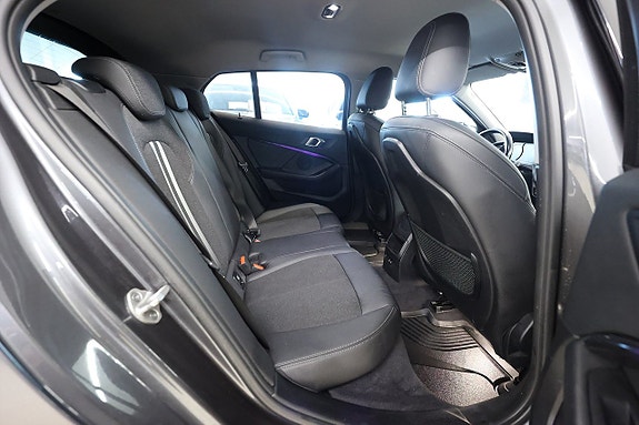 BMW 118i 11 of 19