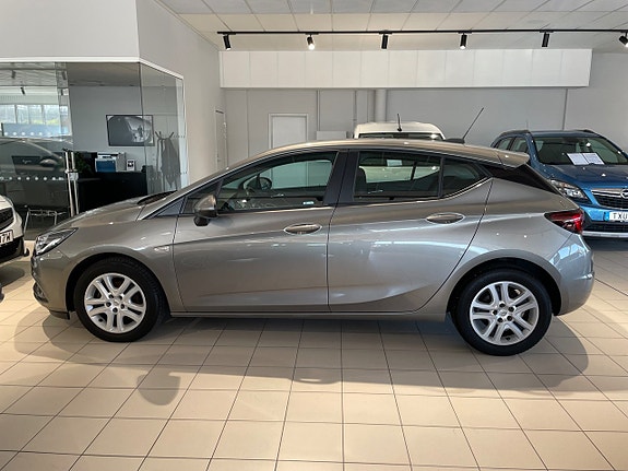 Opel Astra 10 of 19