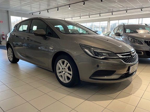 Opel Astra 3 of 5