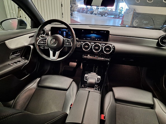 Mercedes-Benz A200 9 of 10
