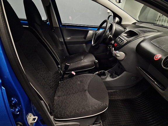 Peugeot 107 4 of 7