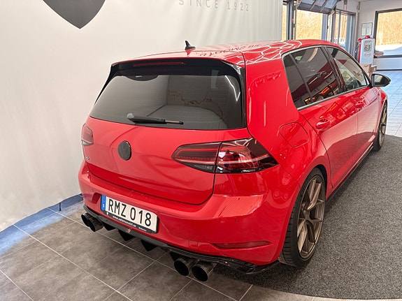 Volkswagen Golf VII 3 of 5