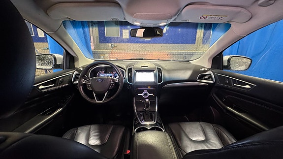 Ford Edge 7 of 11