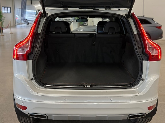 Volvo XC60 22 of 23