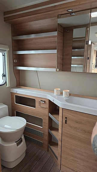 Knaus 650 PEB 10 of 11
