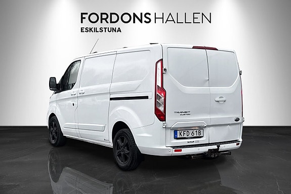 Ford Transit Custom 7 of 24