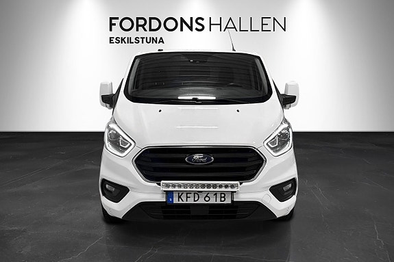 Ford Transit Custom 2 of 5