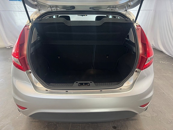 Ford Fiesta 16 of 16